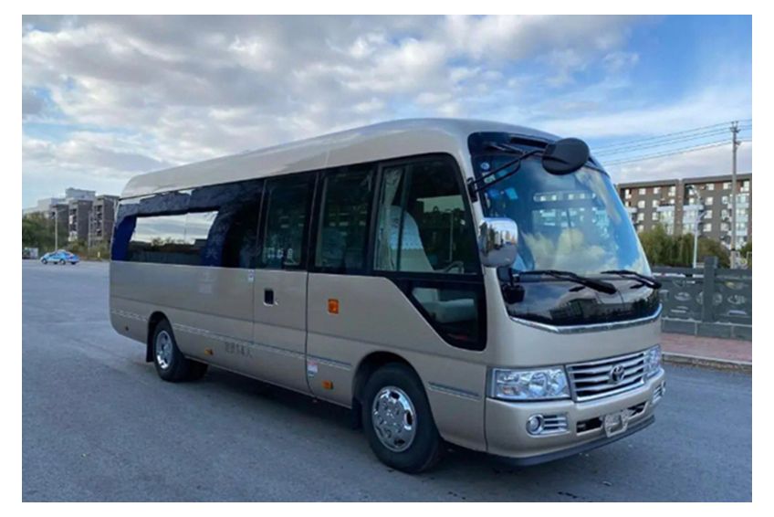 山东高端租车攻略：丰田考斯特承包你的商务与团体之旅